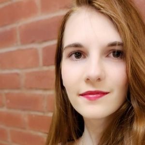 Meet your Posher, Abigail